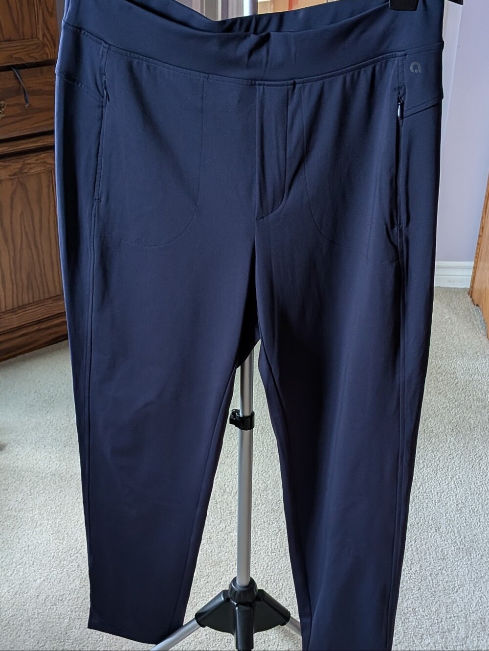 Women's Ankle-Length Performance Pants in Navy